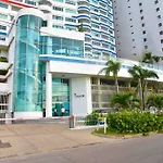 Apto 402 Cartagena Frente Al Mar- Edificio Palmetto, Piso 4