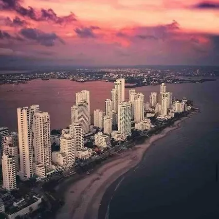 Apto 402 Frente Al Mar- Edificio Palmetto, Piso 4 Apartamento