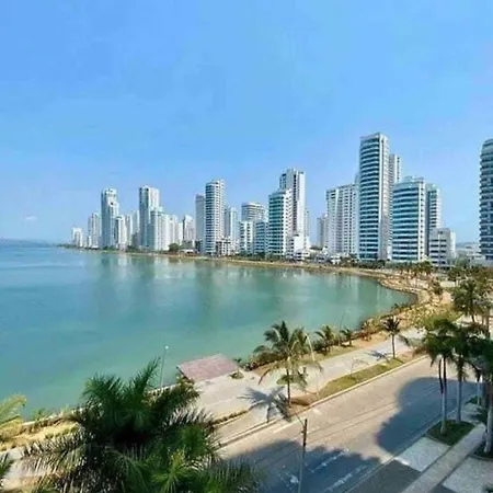 Apartamento Apto 402 Frente Al Mar- Edificio Palmetto, Piso 4 *