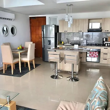 Apto 402 Frente Al Mar- Edificio Palmetto, Piso 4 Apartamento
