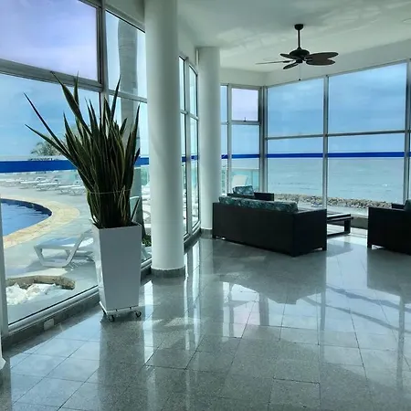 Apto 402 Frente Al Mar- Edificio Palmetto, Piso 4 Apartamento *
